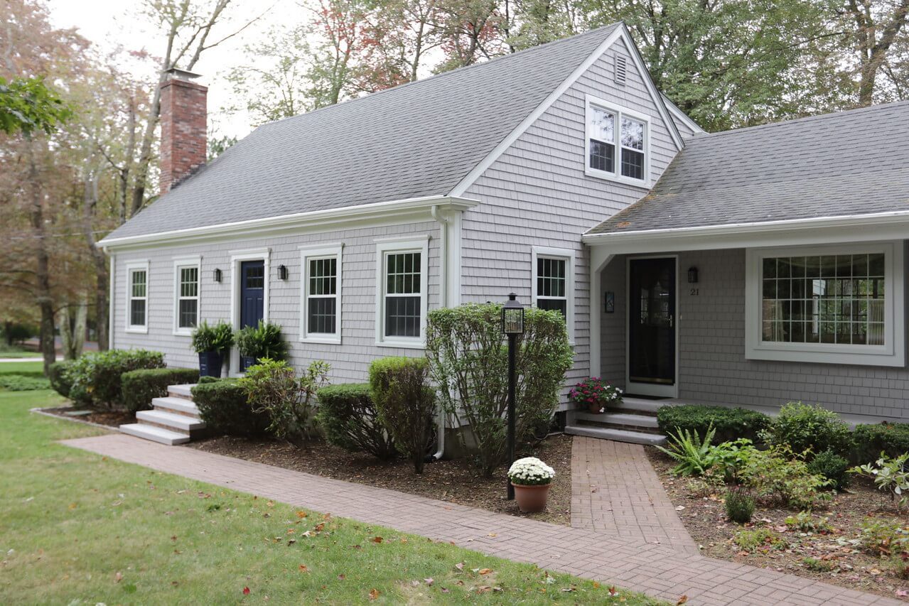 Marshalls contractors expertly installed new vinyl siding roofing replacement windows in MA Marshall's contractors expertly installed new vinyl siding, roofing, & replacement windows in MA